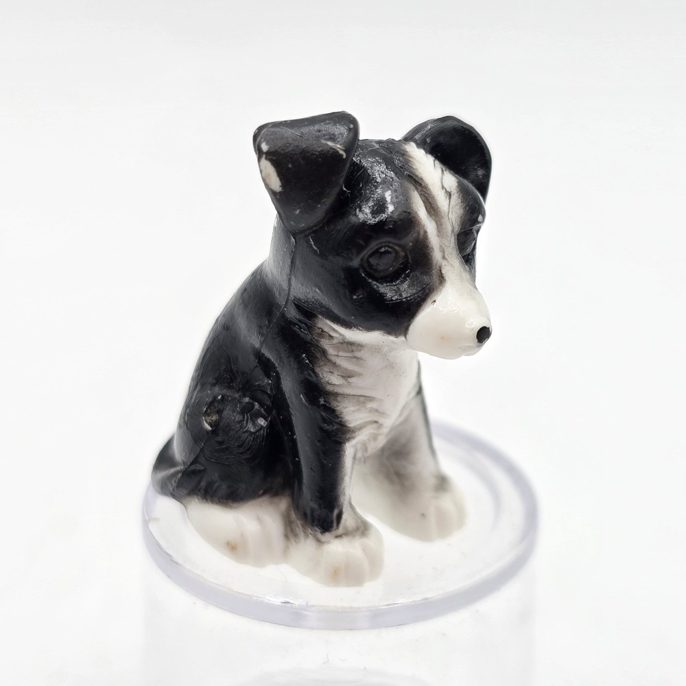 Dollhouse Puppy Dog Border Collie Sitting 1:12 Scale‎ Miniature Pet Plastic